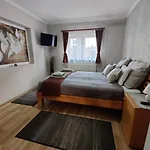 דירה Katalin Apartmanhaz מישקולץ