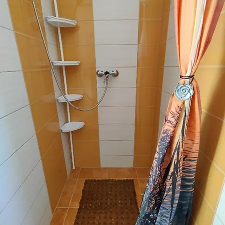 Katalin Apartmanhaz Apartament