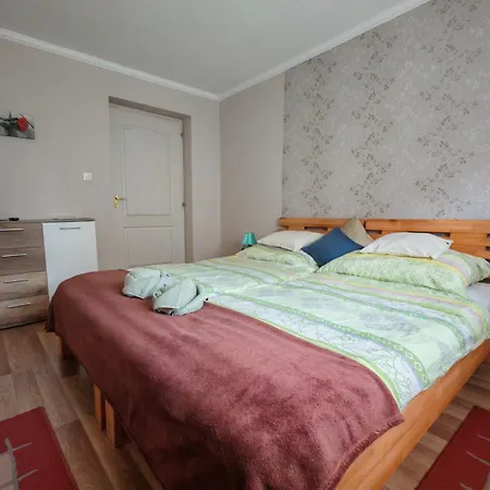 Katalin Apartmanhaz ミシュコルツ