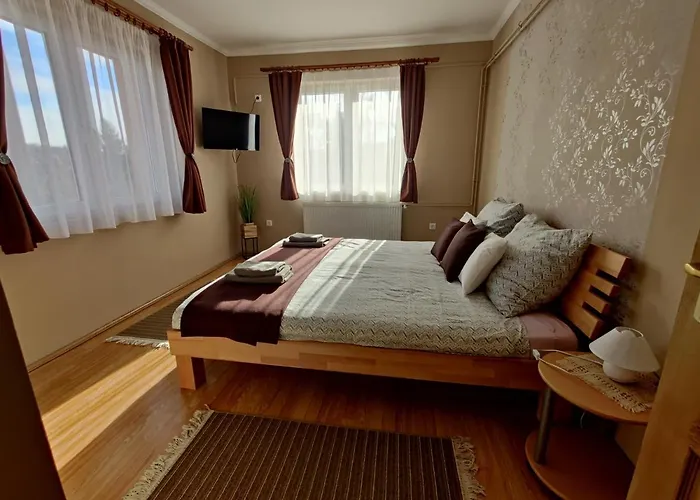 דירה Katalin Apartmanhaz *